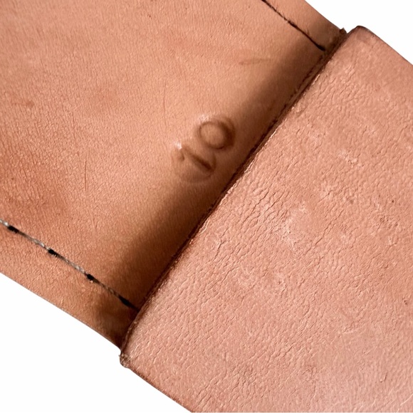 byJAMES Kelly Leather Sandals - Picture 6 of 7